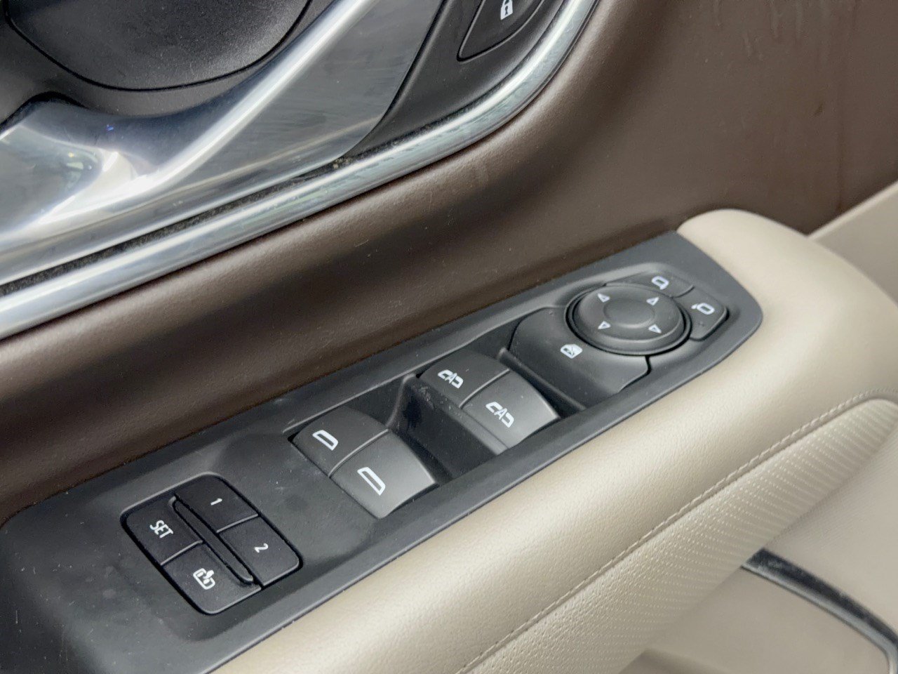 Used 2021 GMC Yukon XL SLT RWD image 15