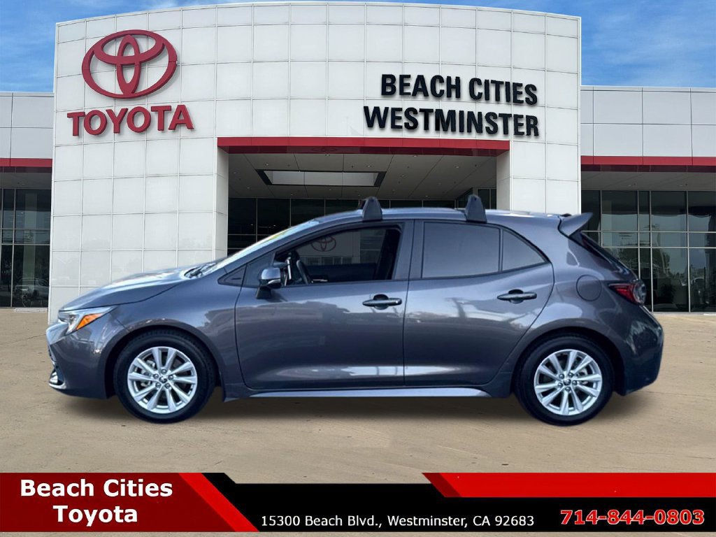 Certified 2025 Toyota Corolla SE w/ SE Package FWD image 6