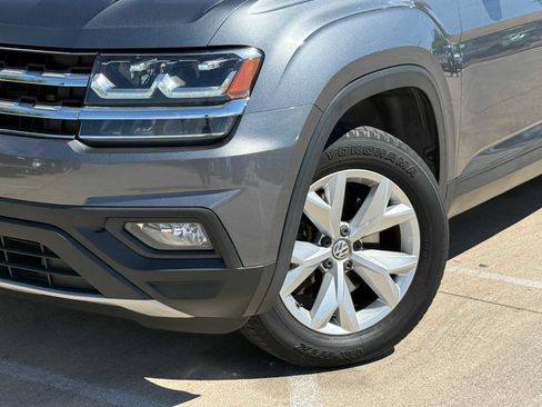 Used 2018 Volkswagen Atlas SE image 3