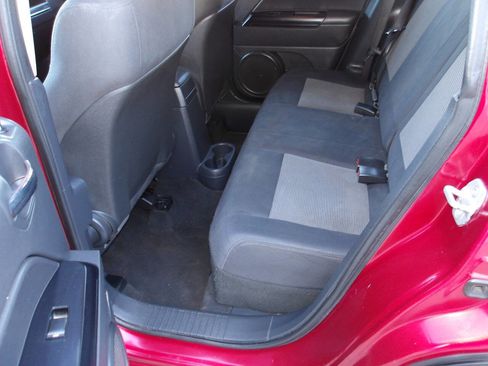 Used 2012 Jeep Compass Latitude w/ Sun/Sound Group image 21