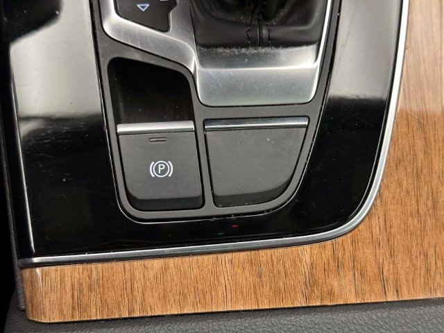 Used 2023 Audi Q5 Premium Plus AWD/4WD image 28