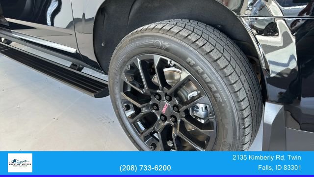 Used 2023 GMC Yukon XL Denali w/ Denali Reserve Package AWD/4WD image 26