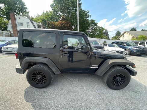 Used 2012 Jeep Wrangler Sport AWD/4WD image 4