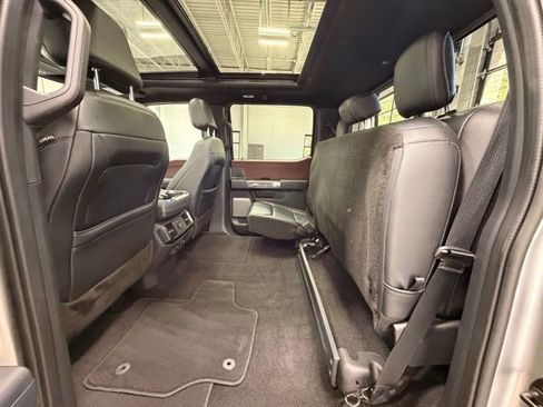 Used 2022 Ford F150 Lariat w/ Equipment Group 502A High AWD/4WD image 20
