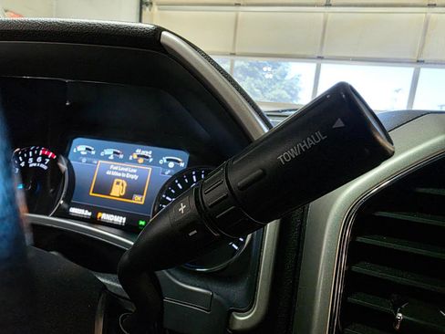 Used 2019 Ford F250 Lariat w/ Lariat Value Package AWD/4WD image 38
