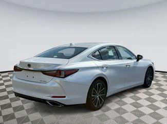 Used 2024 Lexus ES 350 Premium w/ Premium Package FWD video 2