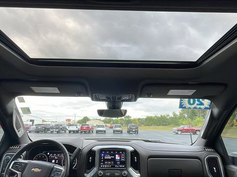 Used 2020 Chevrolet Silverado 2500 LTZ w/ LTZ Premium Package image 25