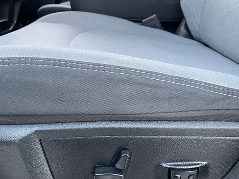 Used 2024 RAM 2500 Big Horn image 22