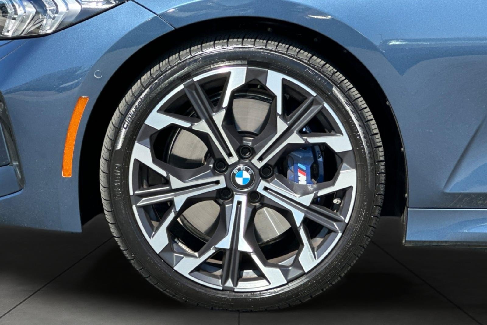Used 2026 BMW 330i Sedan w/ M Sport Package RWD image 25