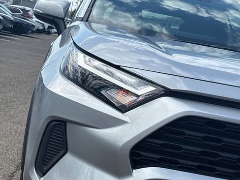 Used 2025 Toyota RAV4 XLE AWD/4WD image 29