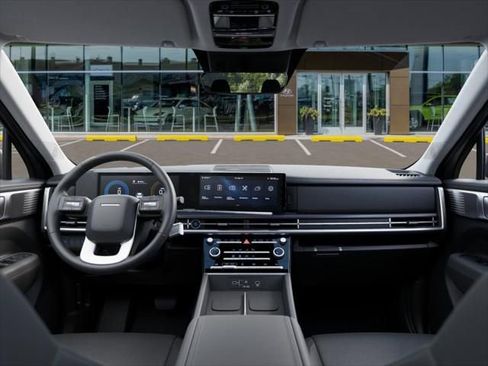 New 2026 Hyundai Santa Fe SE image 11