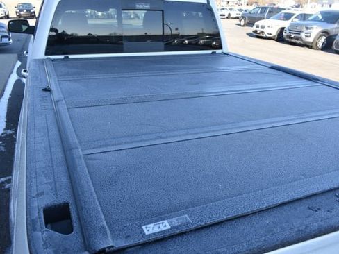 Used 2016 Chevrolet Silverado 1500 High Country image 46