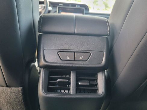 New 2027 GMC Terrain Elevation w/ Elevation Premium Package FWD image 28