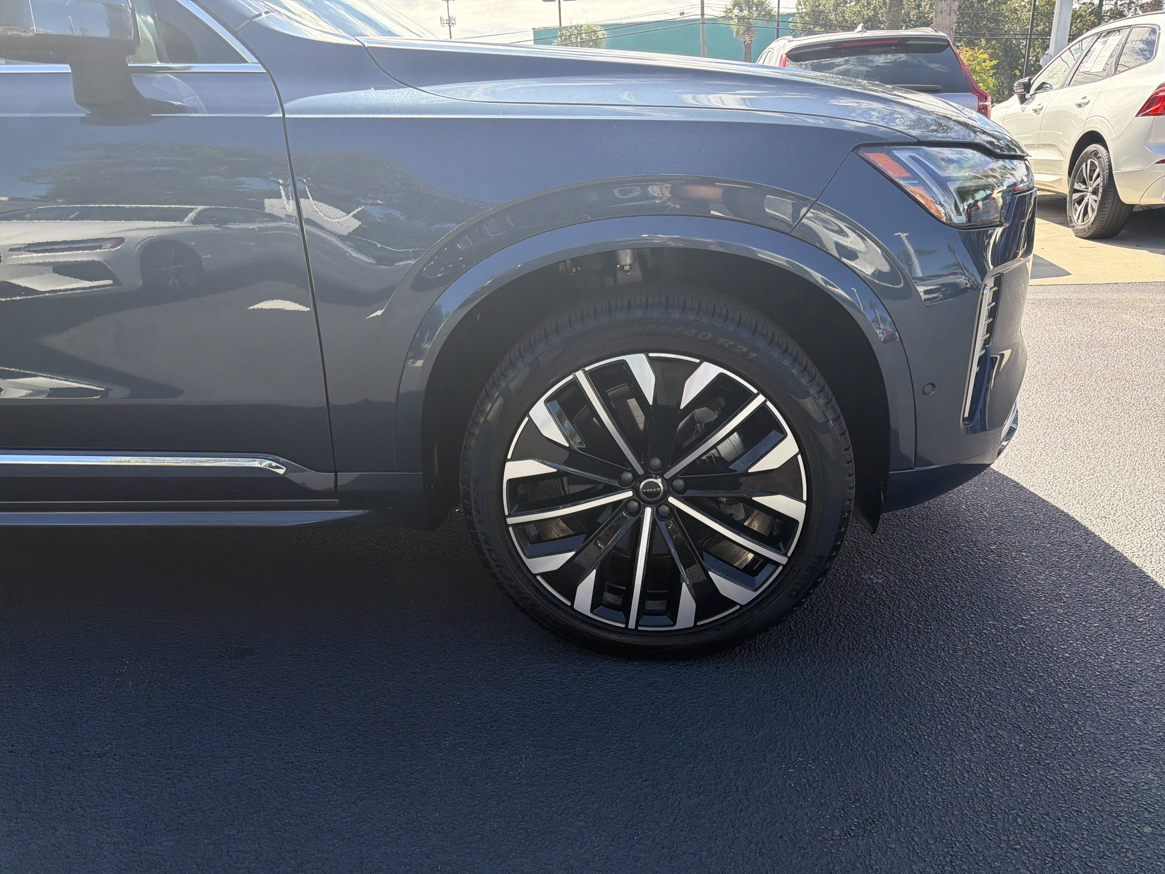 Certified 2026 Volvo XC90 B6 Ultra AWD/4WD image 13