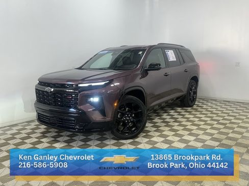 Certified 2024 Chevrolet Traverse RS w/ LPO, Floor Liner Package image 1