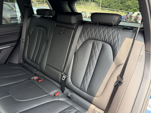 Certified 2026 BMW X5 M60i AWD/4WD image 17