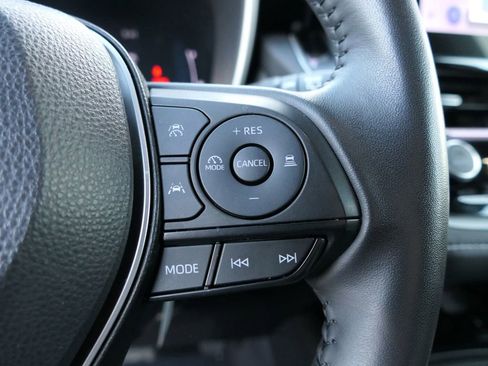 Used 2025 Toyota Corolla XSE image 16