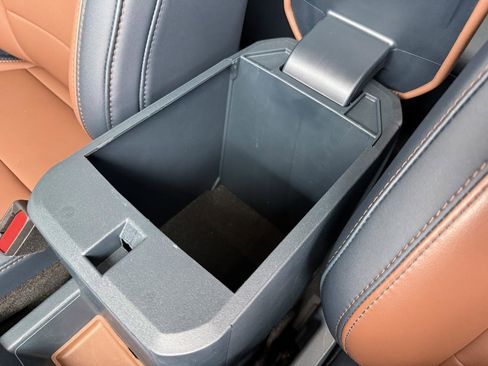 Used 2022 Ford Maverick Lariat w/ Lariat Luxury Package image 25