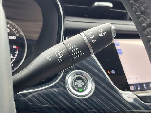 Certified 2024 Cadillac XT6 Premium Luxury image 34