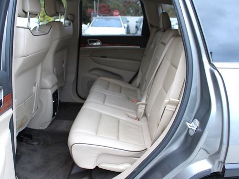Used 2012 Jeep Grand Cherokee Overland image 20