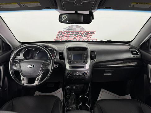 Used 2014 Kia Sorento EX AWD/4WD image 11
