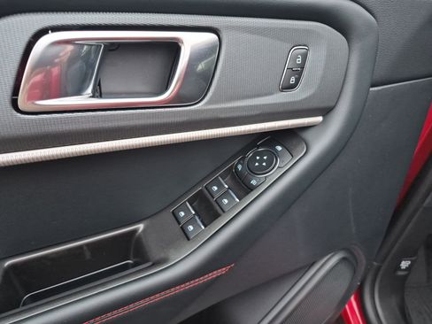 New 2026 Ford Explorer ST-Line image 10