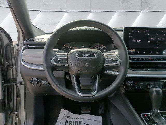 Used 2024 Jeep Compass Limited AWD/4WD image 13
