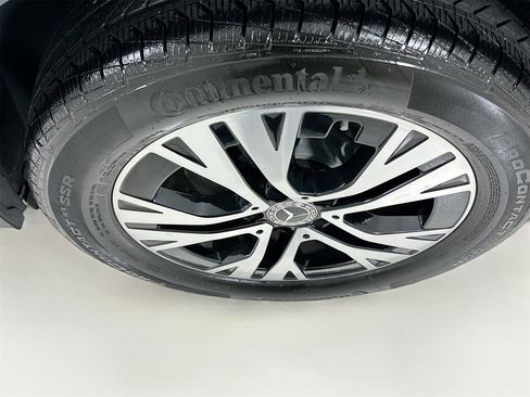 Used 2025 Mercedes-Benz GLA 250 image 30