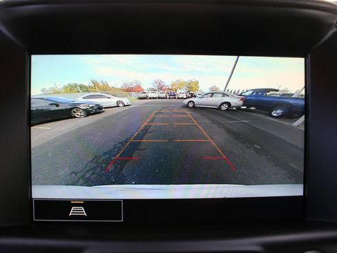 Used 2023 GMC Terrain SLT image 14