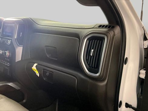 Used 2020 GMC Sierra 3500 SLT AWD/4WD image 17