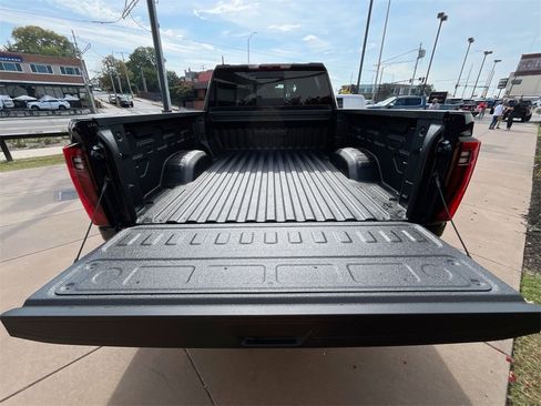 New 2026 GMC Sierra 3500 SLT w/ SLT Premium Package image 38