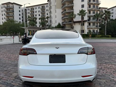 Used 2021 Tesla Model 3 Standard Range Plus RWD image 12