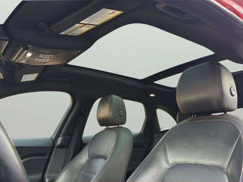 Used 2017 Jaguar F-PACE Prestige AWD/4WD image 19