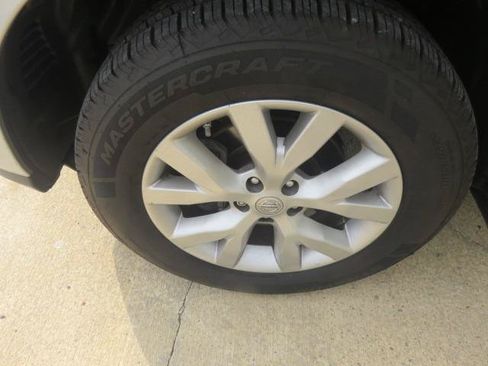 Used 2014 Nissan Murano SV w/ Value Package AWD/4WD image 12