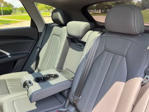 Used 2025 Audi Q5 Premium Plus AWD/4WD image 25