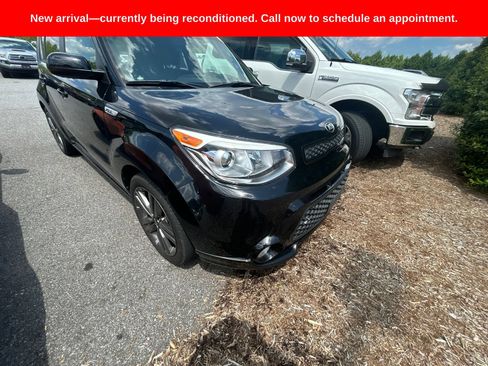 Used 2016 Kia Soul + w/ Tarmac Special Edition FWD image 13