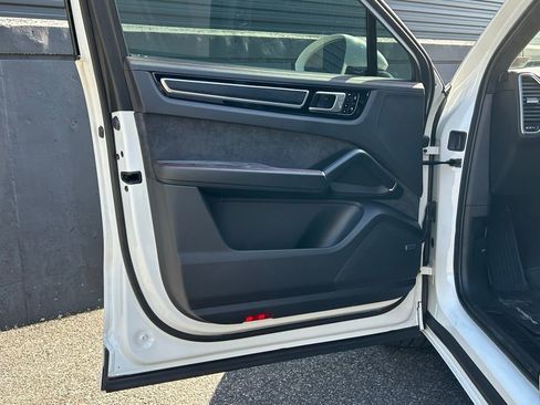 Certified 2021 Porsche Cayenne GTS image 19