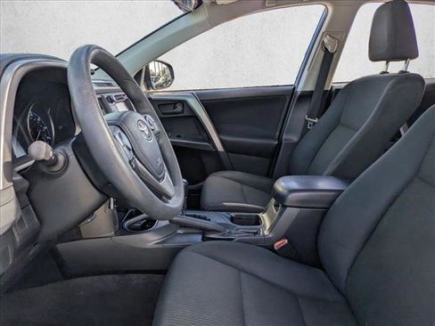 Used 2017 Toyota RAV4 LE image 15