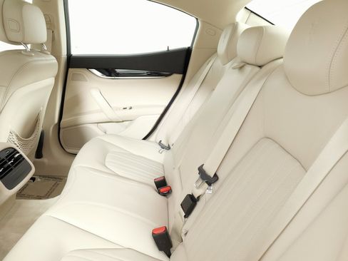 Used 2022 Maserati Ghibli Modena image 42