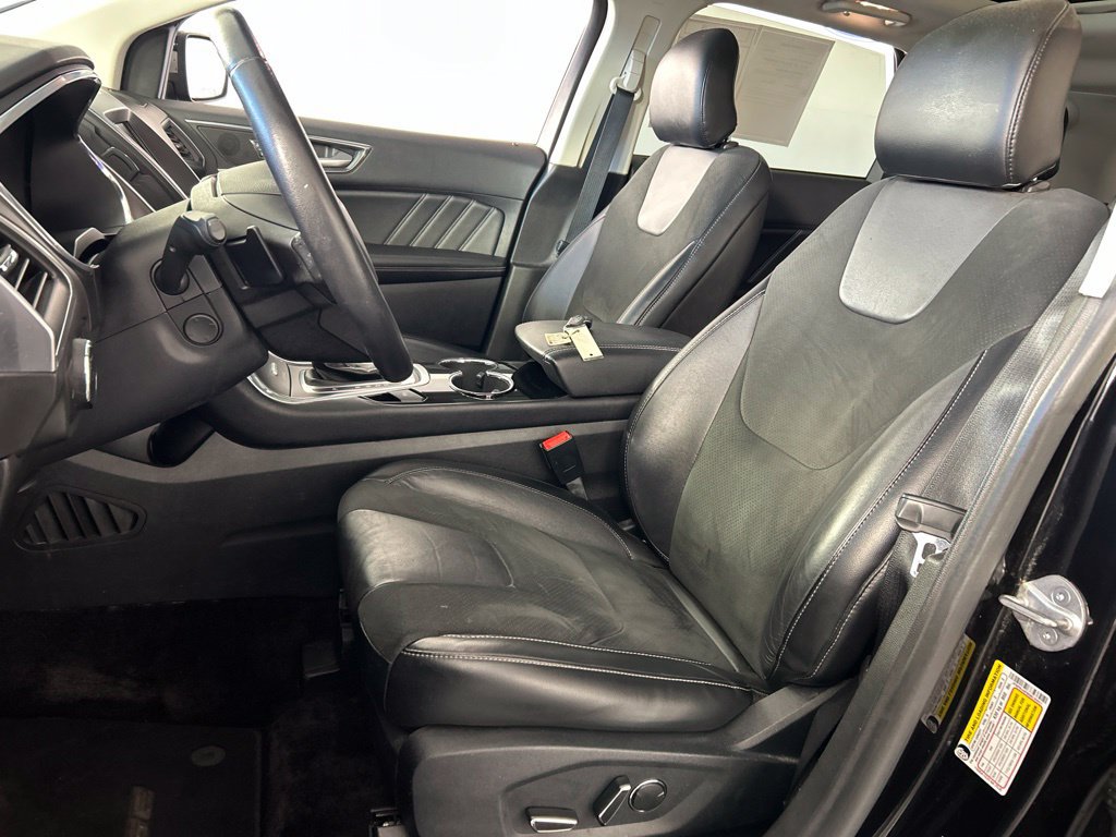 Used 2016 Ford Edge Sport w/ Equipment Group 401A AWD/4WD image 17