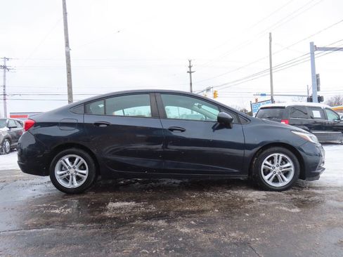Used 2016 Chevrolet Cruze LS image 6