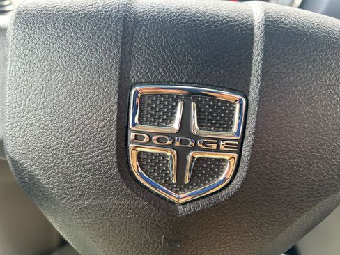 Used 2013 Dodge Grand Caravan SE FWD image 18