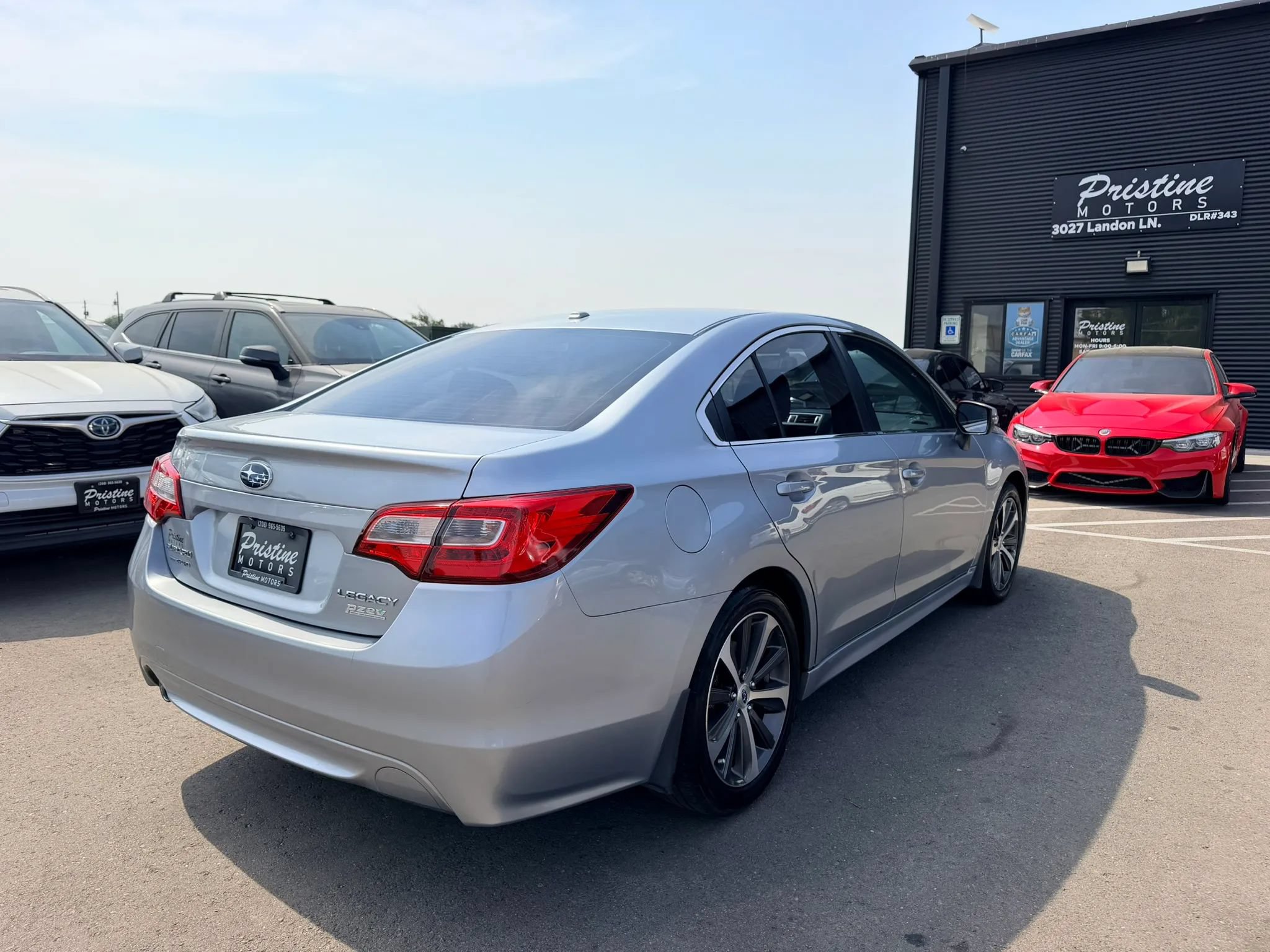 Used 2015 Subaru Legacy 2.5i Limited AWD/4WD image 4