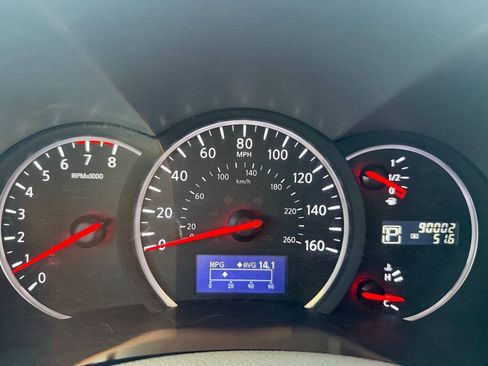Used 2013 Nissan Quest SV w/ Leather Pkg FWD image 29