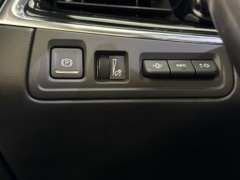 Used 2020 Cadillac XT6 Sport AWD/4WD image 40