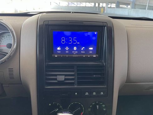 Used 2007 Ford Explorer Sport Trac XLT image 16