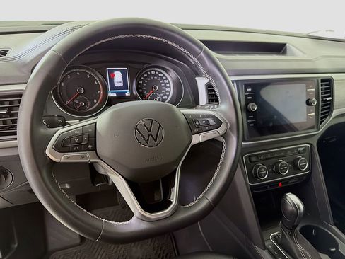Used 2021 Volkswagen Atlas Cross Sport SE image 14