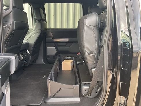 Used 2024 Ford F150 Platinum image 23