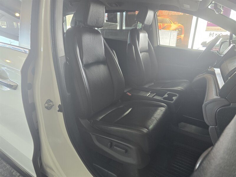 Used 2018 Honda Odyssey EX-L image 15