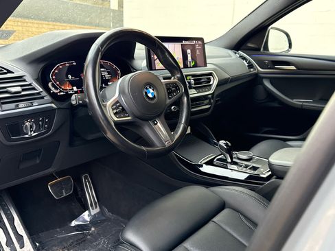 Certified 2023 BMW X4 xDrive30i w/ M Sport Package image 11